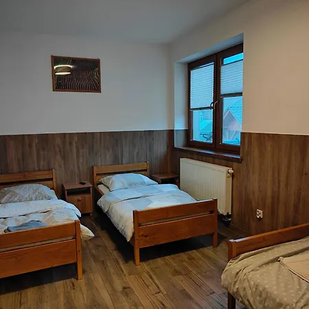 W Moszczenicy U Pasonia Pansiyon Stary Sącz