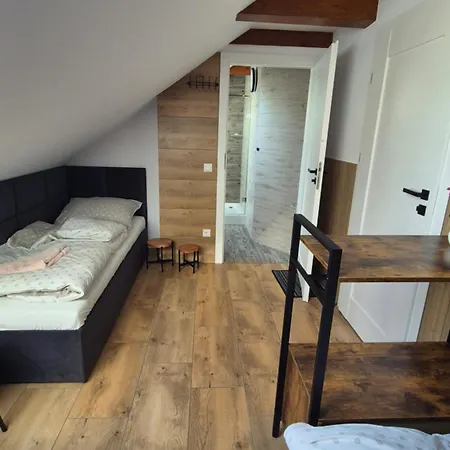 Privat bolig W Moszczenicy U Pasonia *