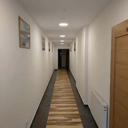 W Moszczenicy U Pasonia Stary Sącz